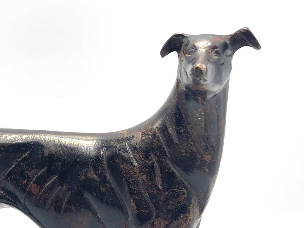 Figurka whippet, art déco, żeliwo ciemny brąz, lata 60. - 157100