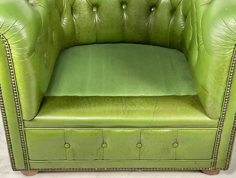 Fotel Chesterfield, zielony, skóra, Francja, lata 70. - 157158