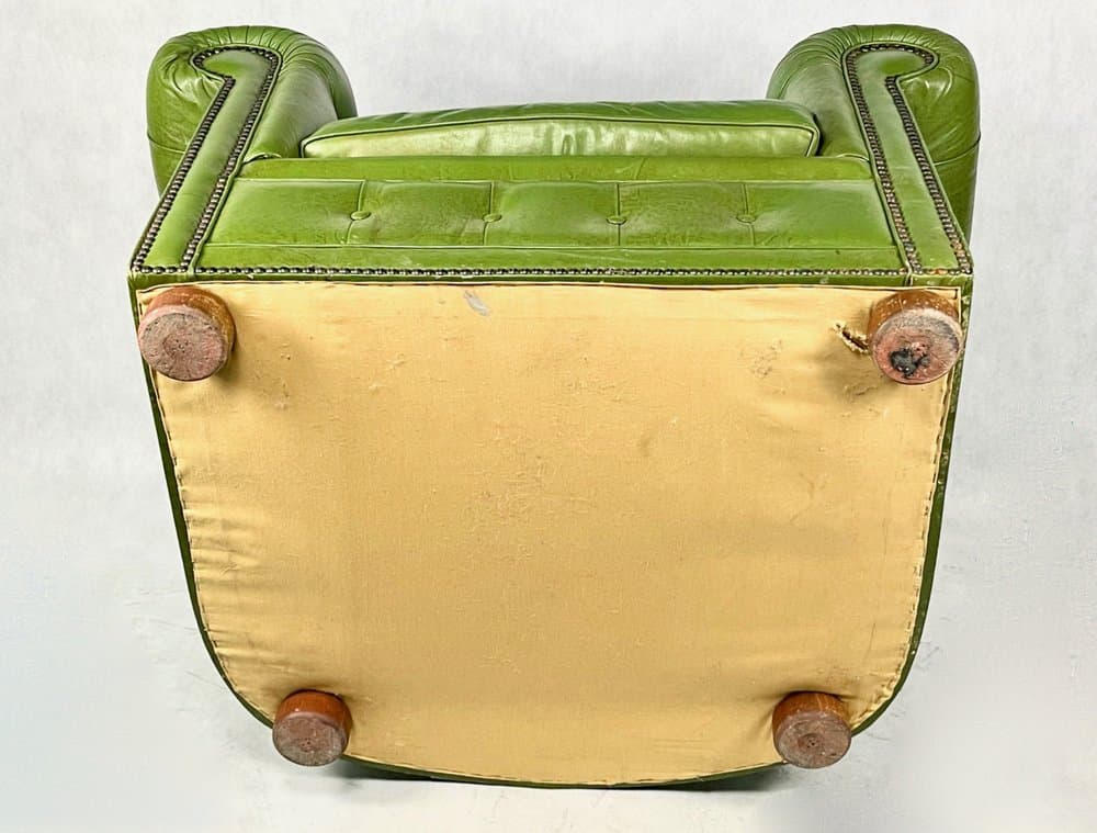 Fotel Chesterfield, zielony, skóra, Francja, lata 70. - 157154
