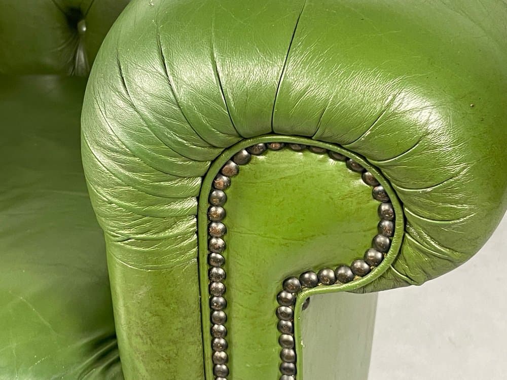 Fotel Chesterfield, zielony, skóra, Francja, lata 70. - 157160