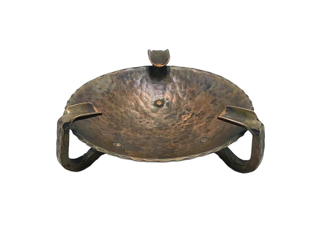 Popielniczka brutalistyczna, miedź młotkowana, lata 70.