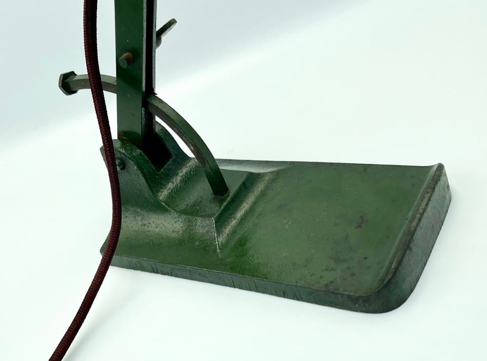 Banker's desk lamp, green metal, Austria, 1940s. - 157363