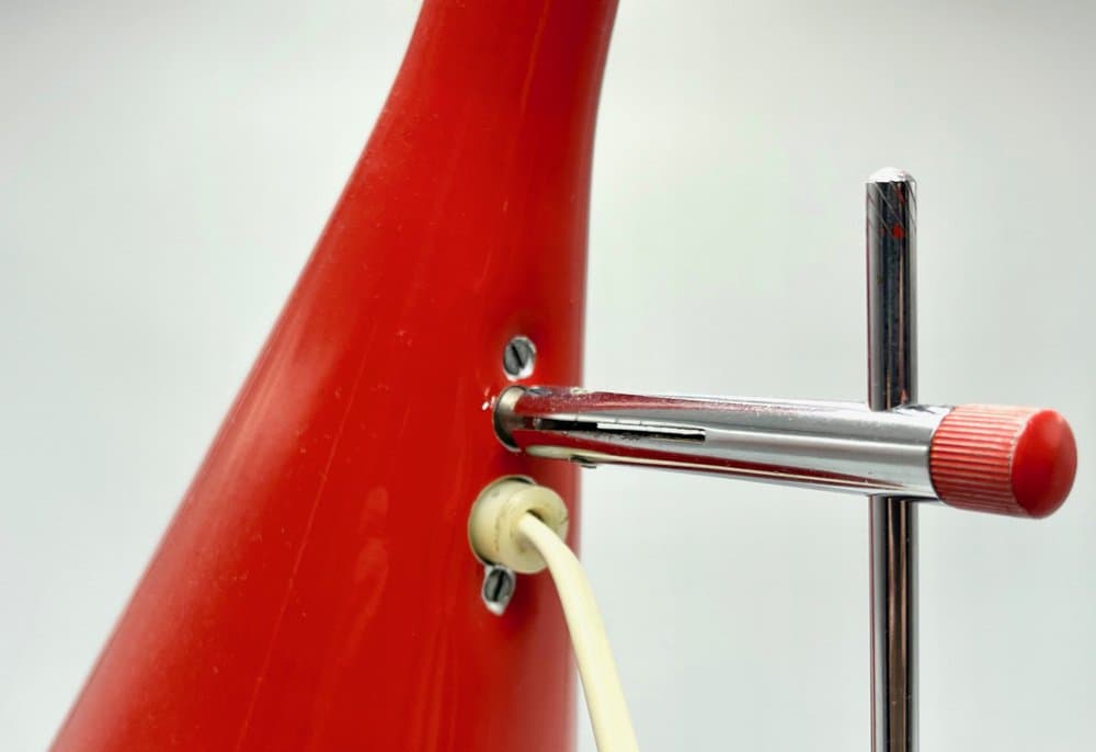 Lampa stołowa, czerwony, stal, proj. J. Hurka, Czechy, lata 70. - 157393