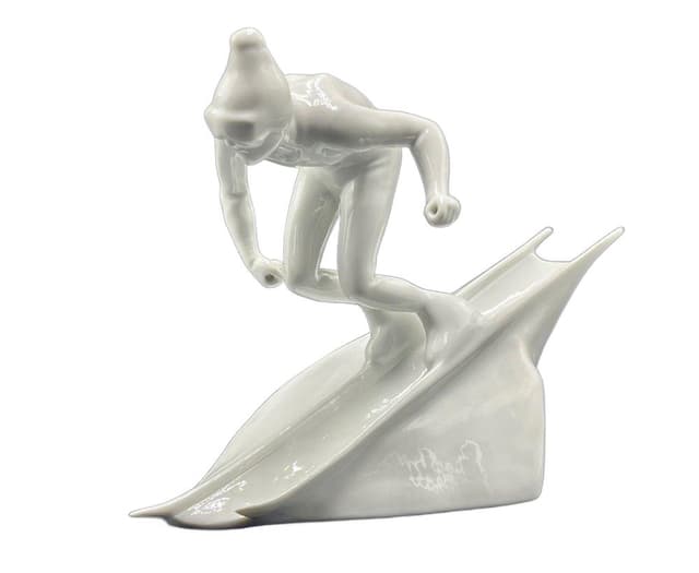 Figurka narciarz slalomowy, biały, porcelana, Royal Dux Bohemia, Czechy, lata 50. - WYMIARY