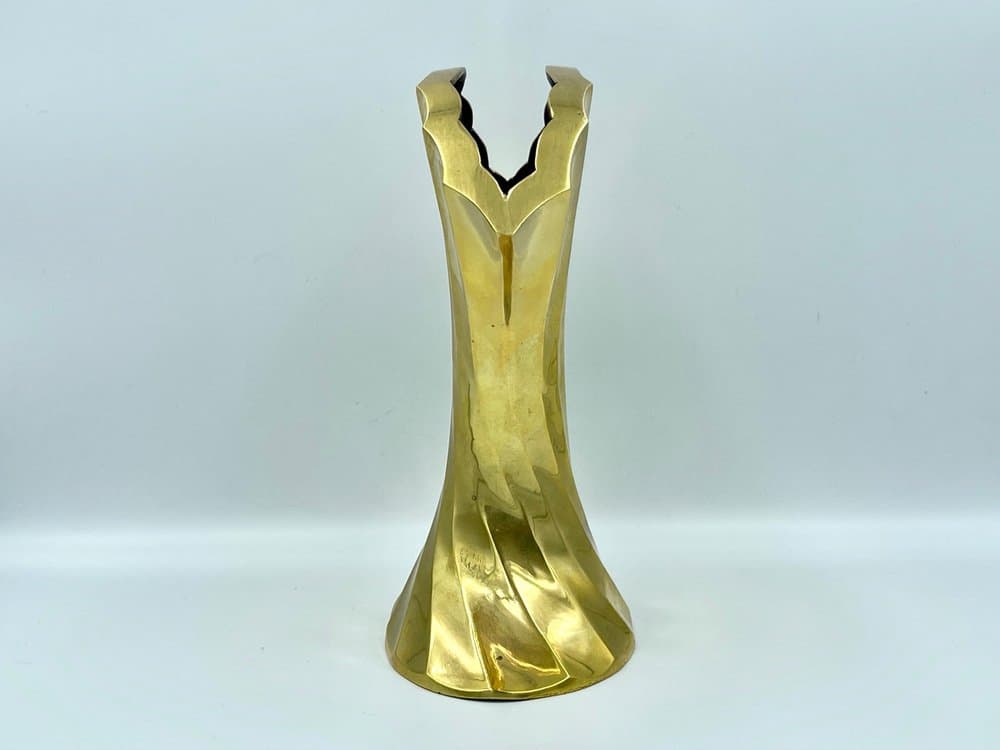 Vase Shell, golden brass, Germany, 1960s. - 157499