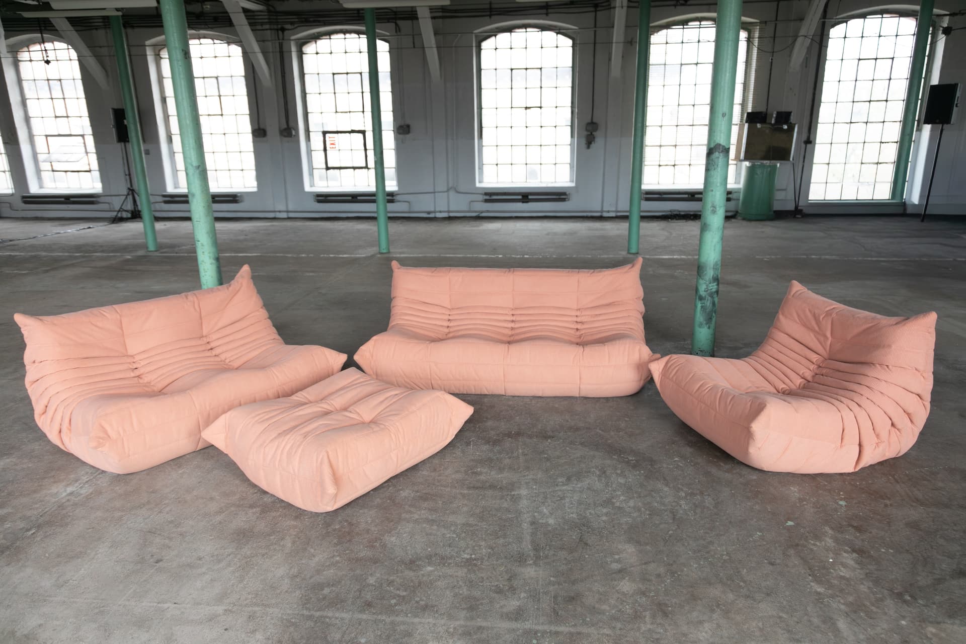 Sofa Togo trzyosobowa, cord różowy - 144088