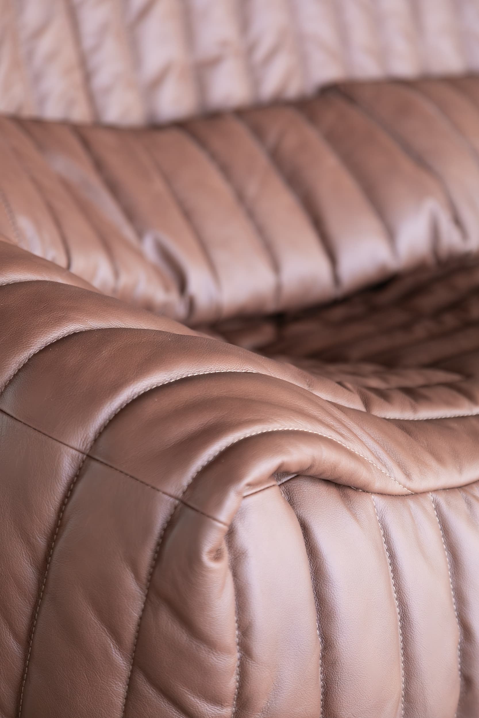 Dwuosobowa sofa Sandra, brązowa, proj. A. Hiéronimus, Ligne Roset, lata 70. - 144238