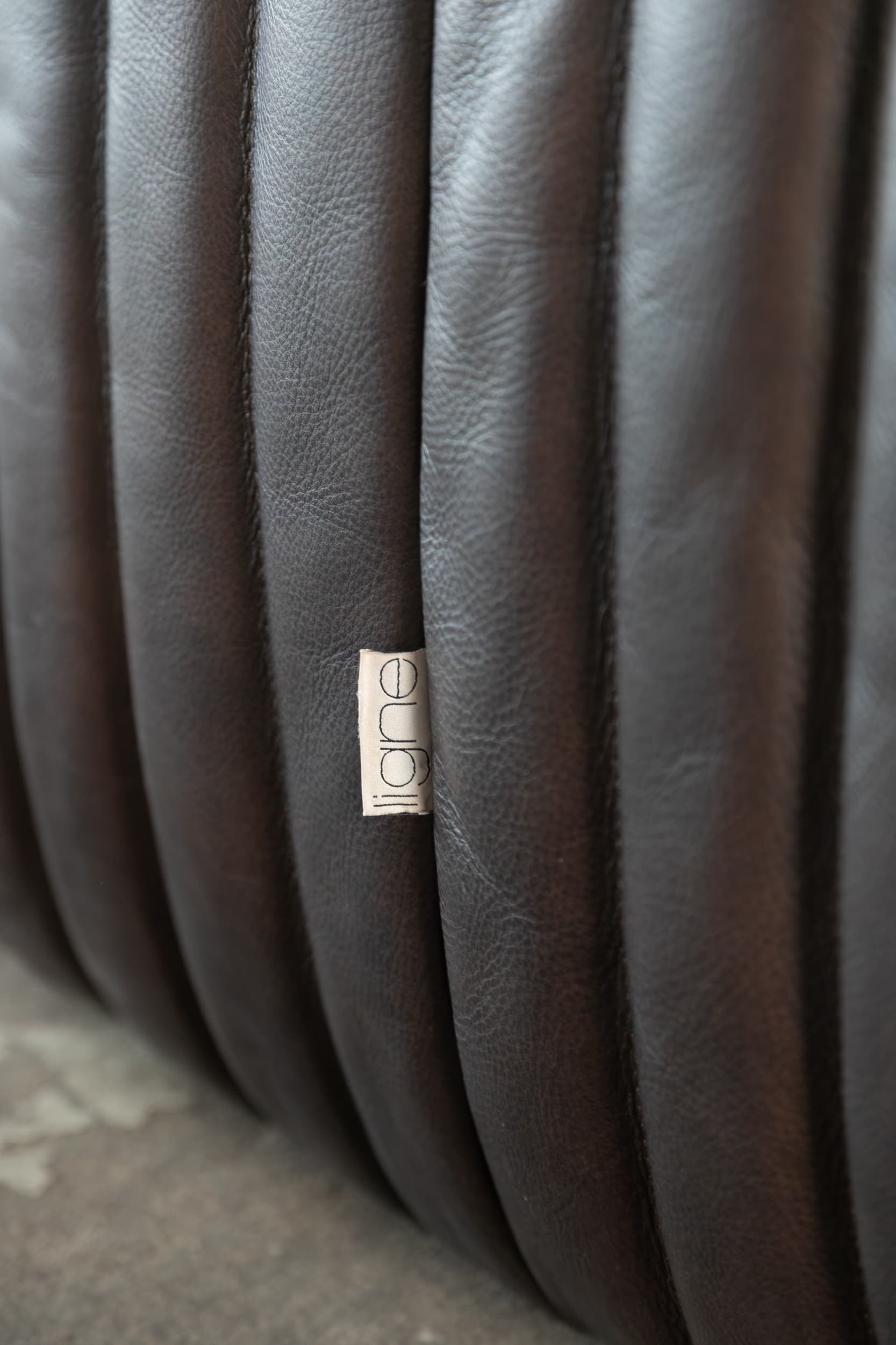 Fotel Sandra, ciemnobrązowy, proj. A. Hiéronimus, Ligne Roset, lata 70. - 144408