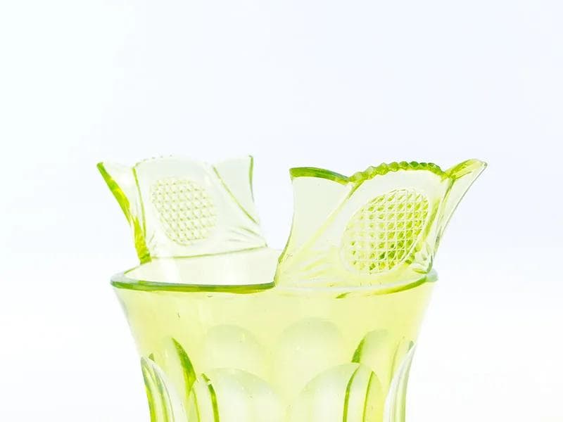 Jardiniere Biedermeier, yellow uranium glass, Austria, 19th c. - 9964
