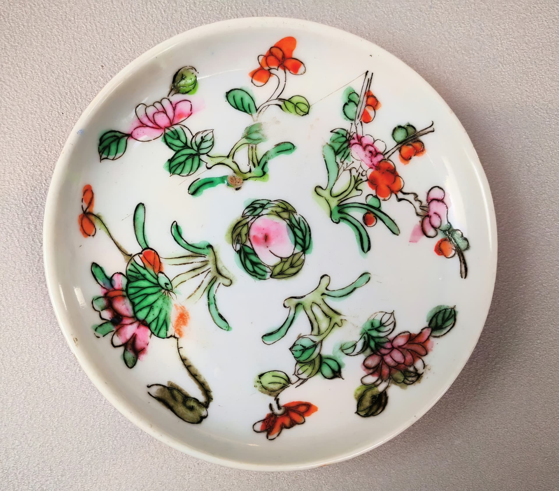 Zestaw talerzyków Famille Rose, multikolor, porcelana, Chiny, XIX w. - 147098