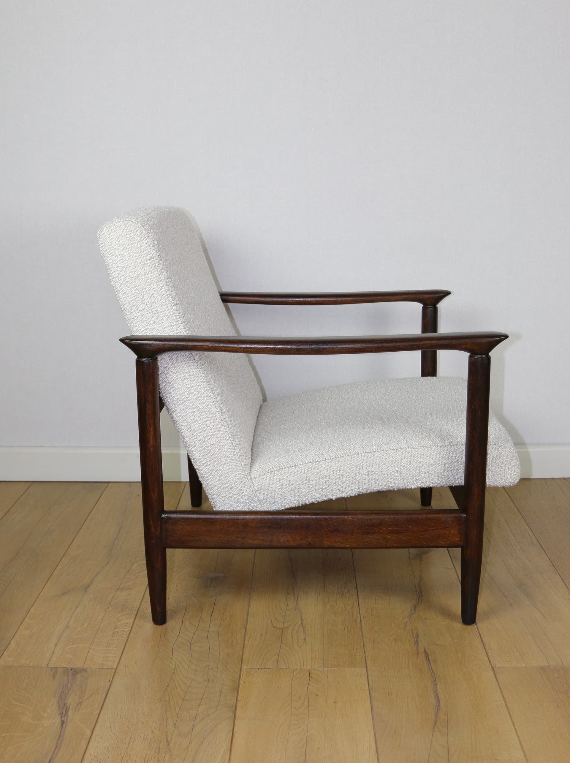 Armchair GFM-142, ivory bouclé, dark wood, by E. Homa, Poland, 1970s. - 147113