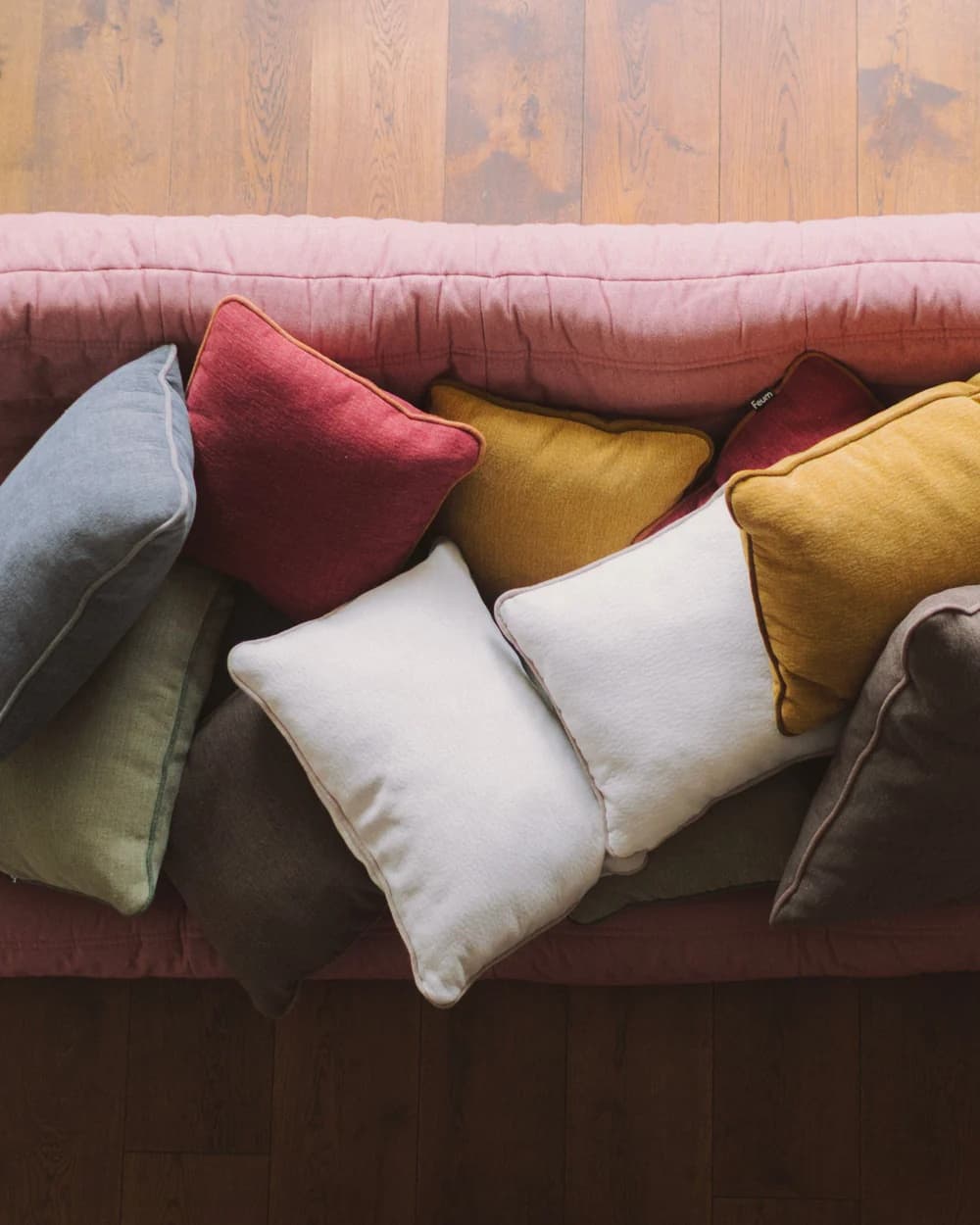 Poduszka Miu, brązowa, 35x35 cm, Feum - 147393