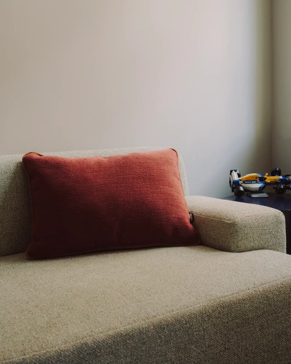 Poduszka Miu, czerwona, 50x35 cm, Feum - 147510