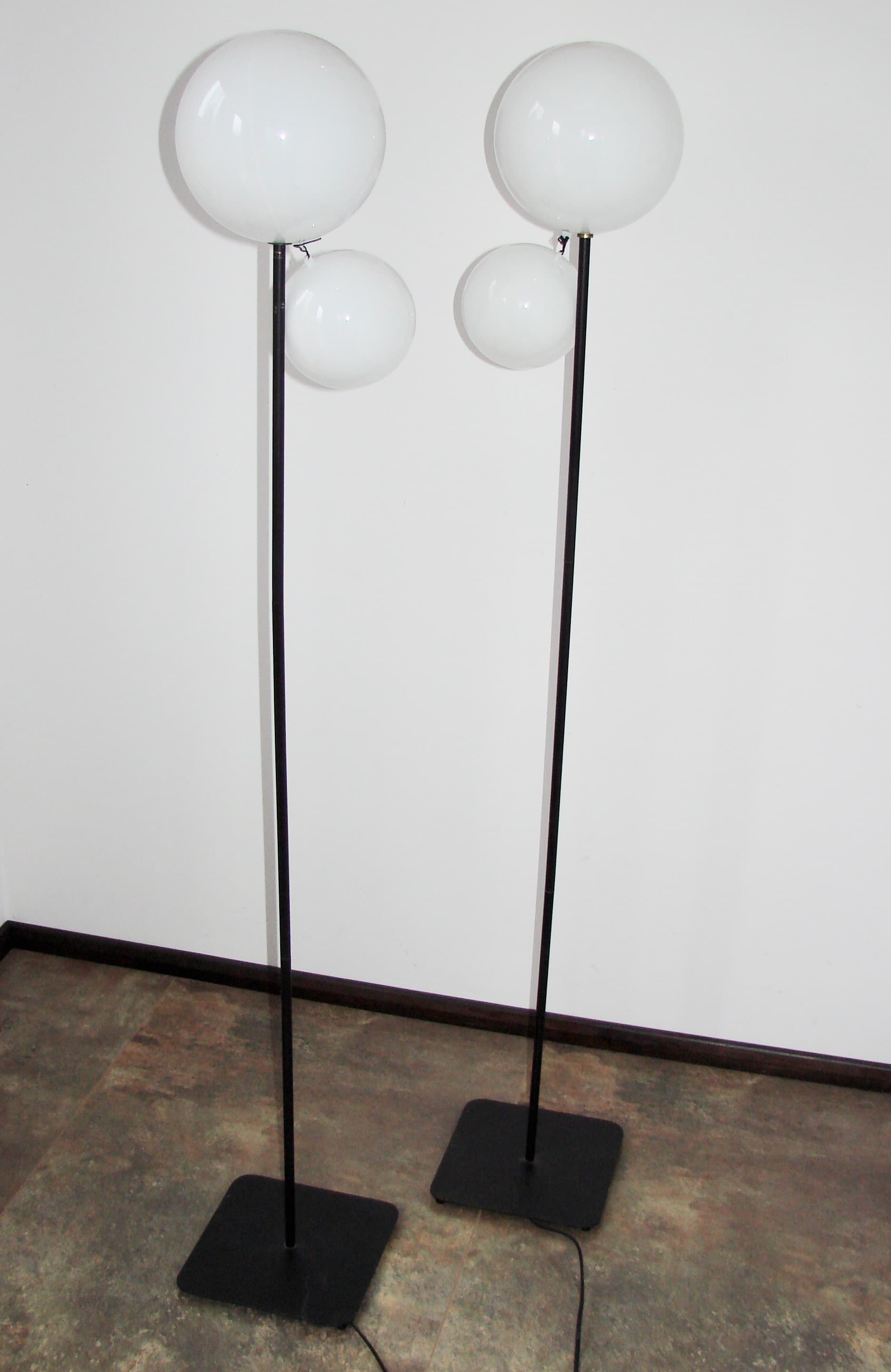 Set of Minimalist Floor Lamps, black metal, white plastic, 1990s - 148190