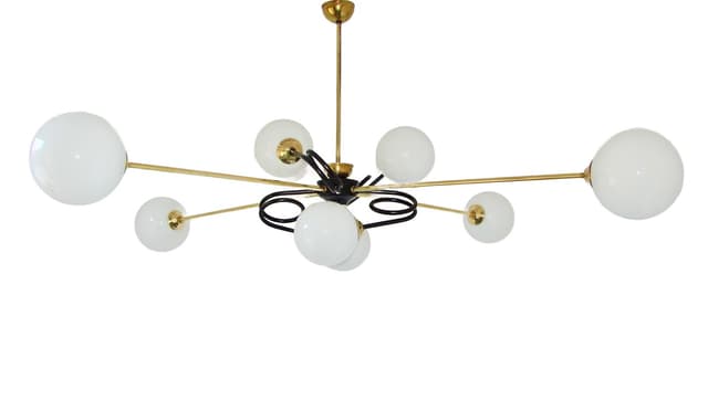 Żyrandol Mid-century, mosiądz złoty, metal czarny, szkło białe, lata 60. - WYMIARY