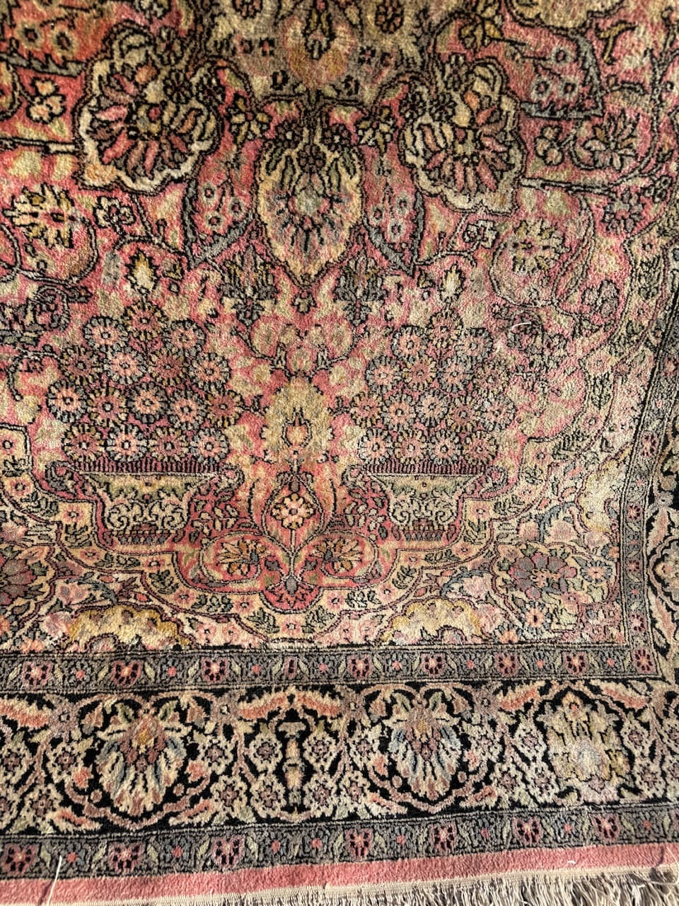 Rug Ghoum, 200x125 cm, multicolor silk, India, 1990s. - 157887