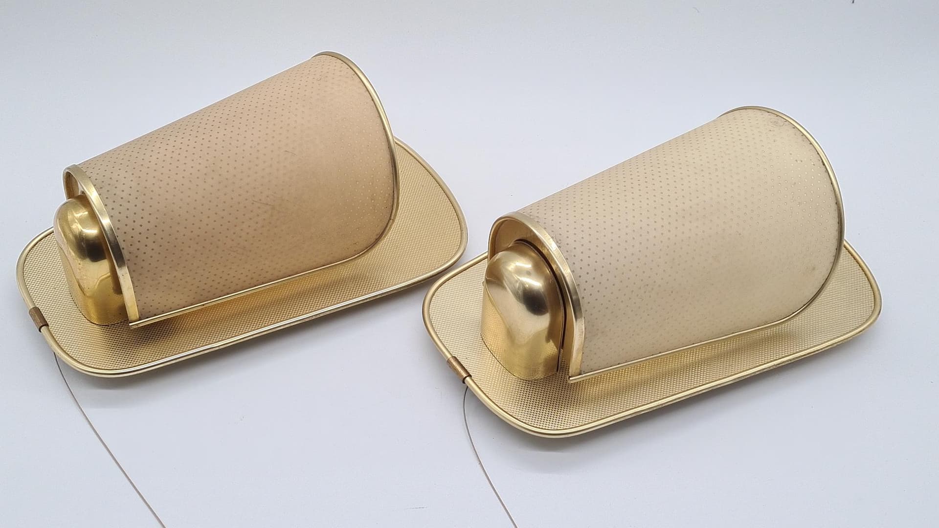 Para kinkietów Nr 430, złoty, metal plastik, Erco Leuchten, Niemcy, lata 60. - 157934