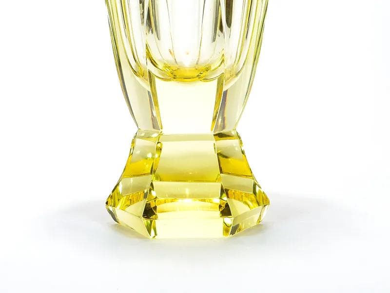 Wazon Art Deco, kryształ żółty, proj. R. Hlouszek, Czechy, początek XX w. - 10029