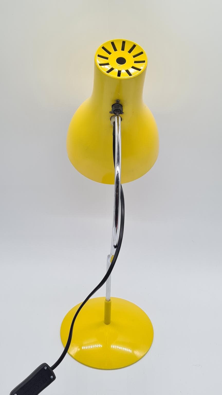 Lampa biurkowa, żółty metal, chrom, proj. J. Hůrka, Czechosłowacja, lata 70. - 158020