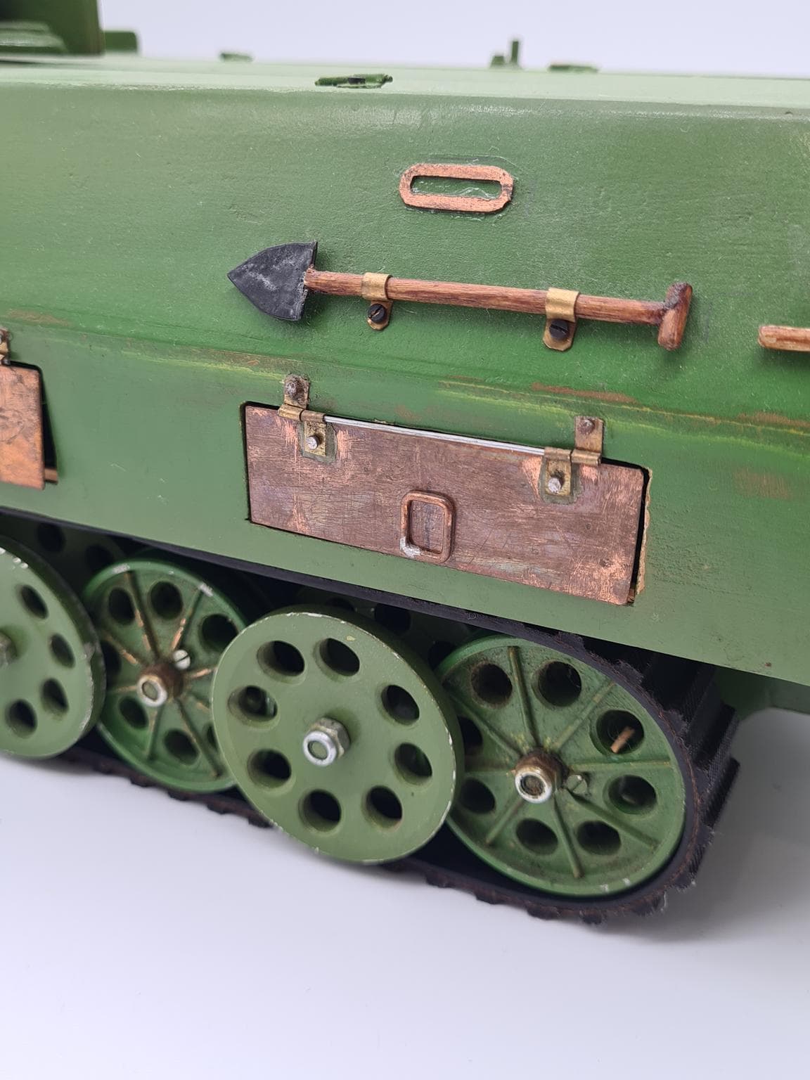 Model Sd.Kfz. 251, zielony, sklejka drewno metal miedź, Niemcy, lata 70. - 158053