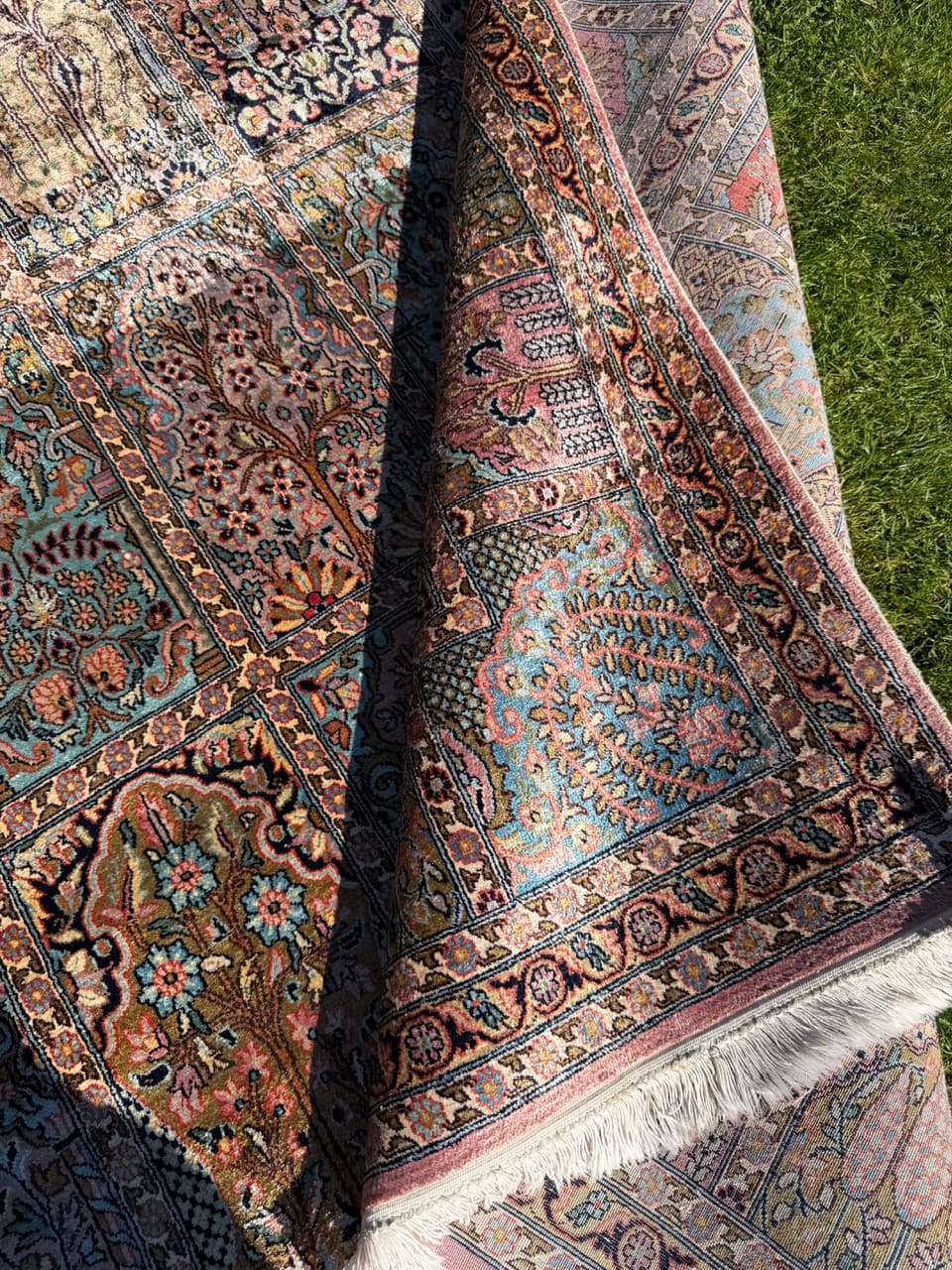 Carpet Ghoum/Qom 325x215 cm, ivory white silk, India, 1990s. - 158086