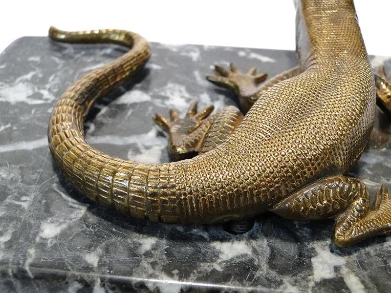 Przycisk do papieru secesyjny, złoty brąz, marmur, Austria, początek XX w. - 10021