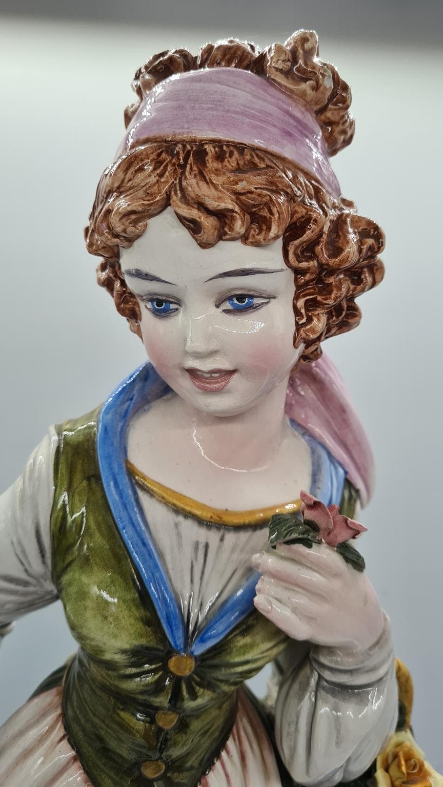 Figura kobieta zbierająca kwiaty, multikolor, ceramika, proj. D. Poloniato, Włochy, lata 80. - 158247