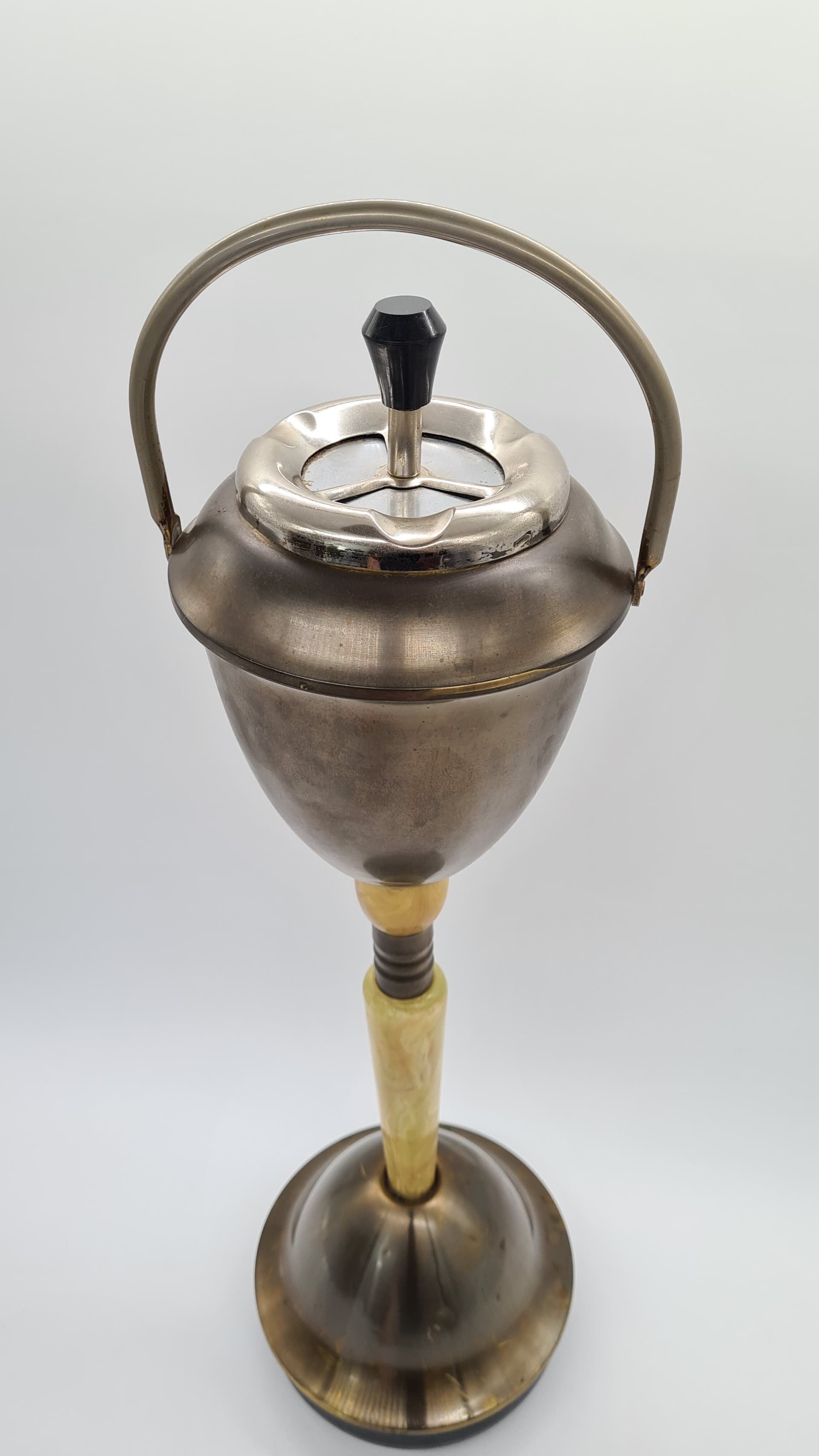 Popielniczka stojąca, onyks beżowy, metal brązowy, Austria, lata 60. - 158268