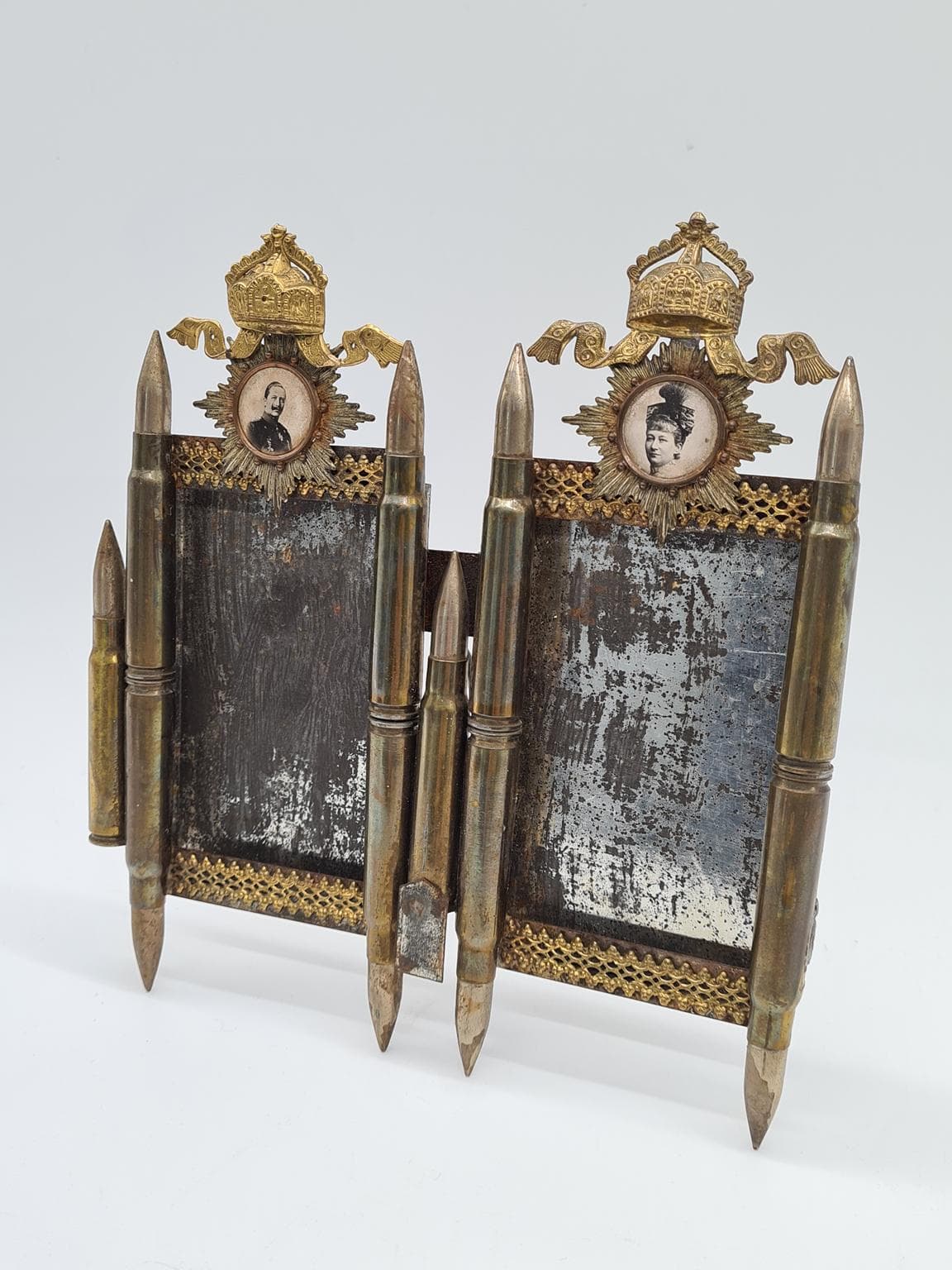 Photo frame trench art, golden brass, Germany, early 20th c. - 158284