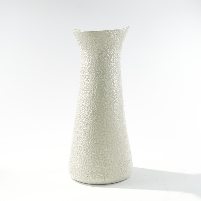 Wazon Noga Słonia, porcelit kość słoniowa, proj. W. Gołajewska, Polska, lata 60.