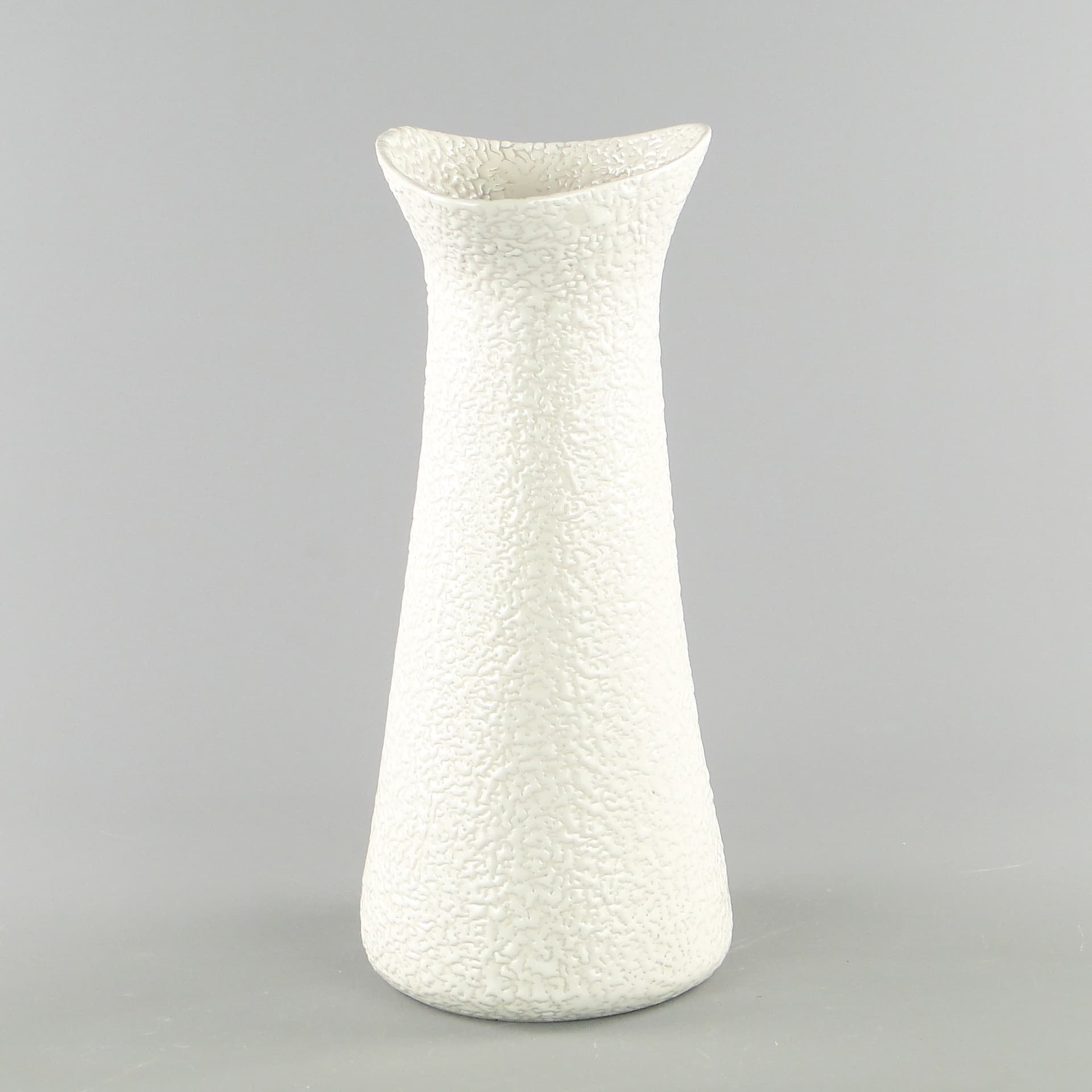 Wazon Noga Słonia, porcelit kość słoniowa, proj. W. Gołajewska, Polska, lata 60. - 158442