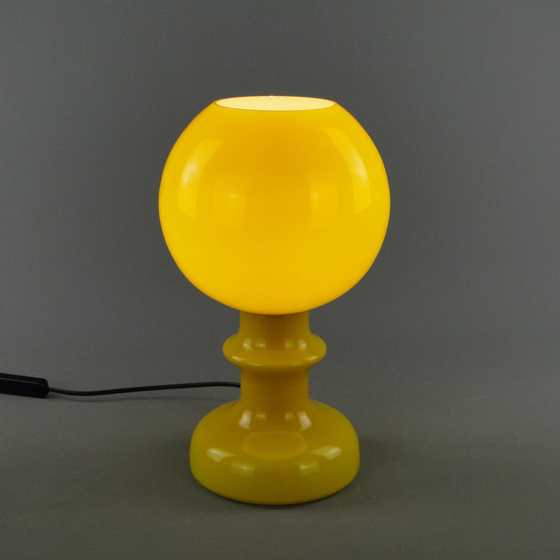 Lampa stołowa, żółty, szkło, Zaos, Polska, lata 70. - 158481