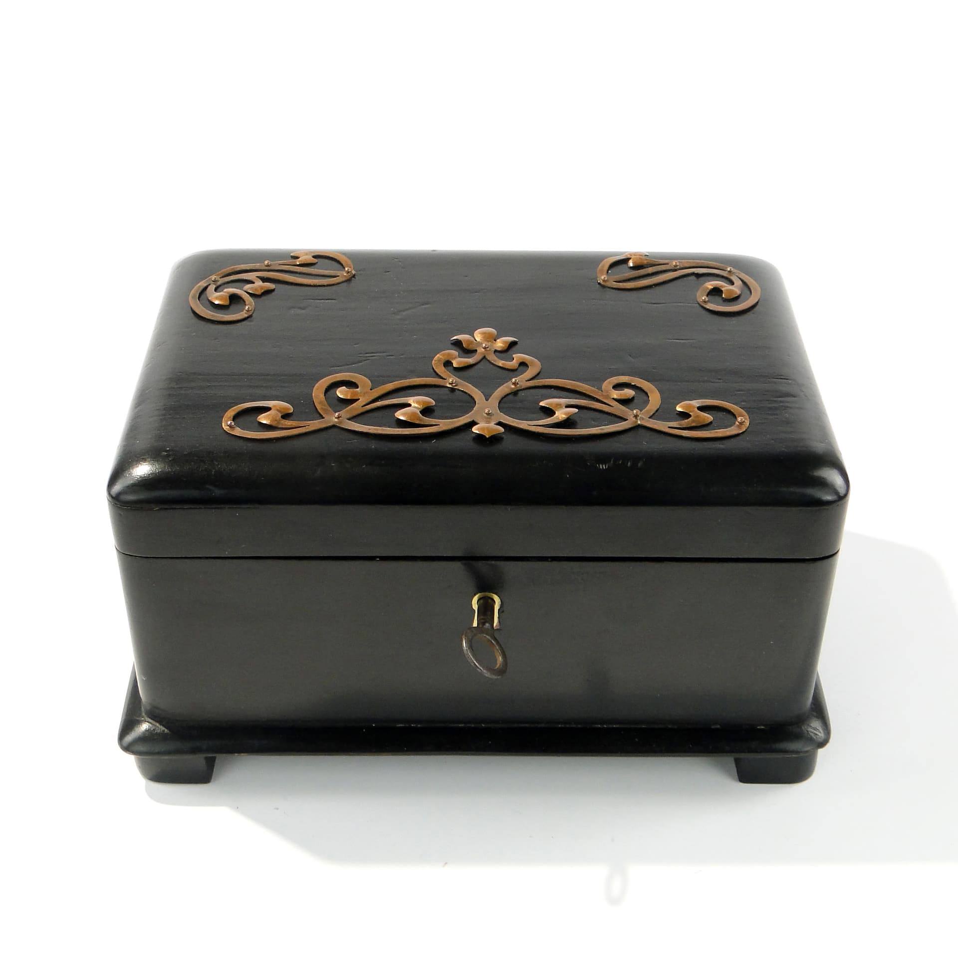 Secesyjna kaseta, Austro-Węgry 1900 - 158718