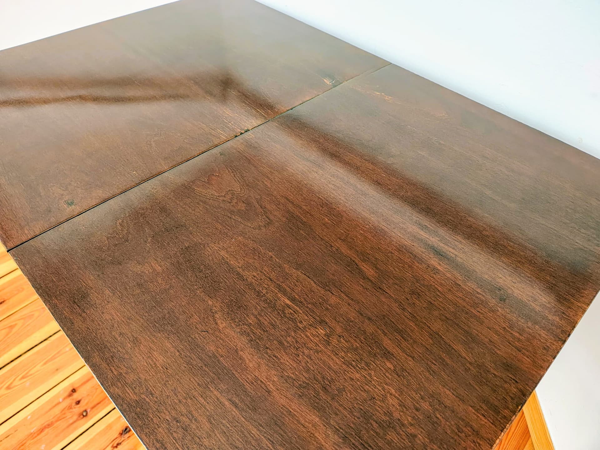 Stół rozkładany, orzech ciemnobrązowy, proj. J. Halabala, Czechosłowacja, lata 50. - 158758