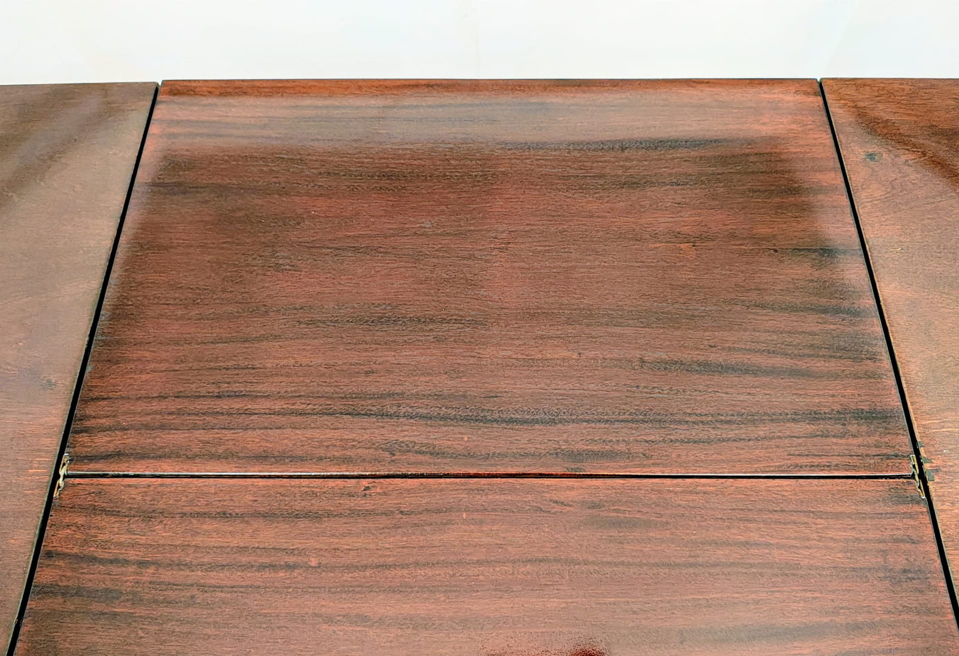 Stół rozkładany, orzech ciemnobrązowy, proj. J. Halabala, Czechosłowacja, lata 50. - 158770