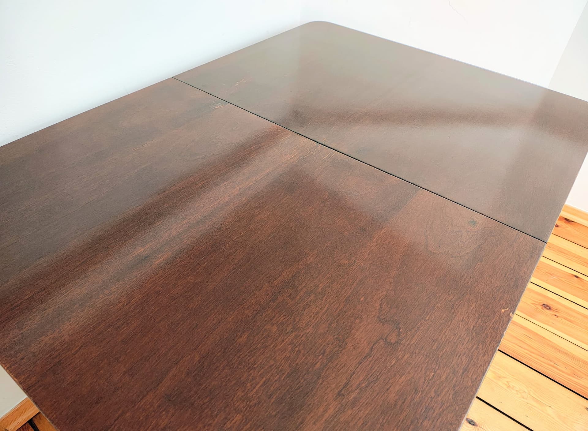 Stół rozkładany, orzech ciemnobrązowy, proj. J. Halabala, Czechosłowacja, lata 50. - 158761