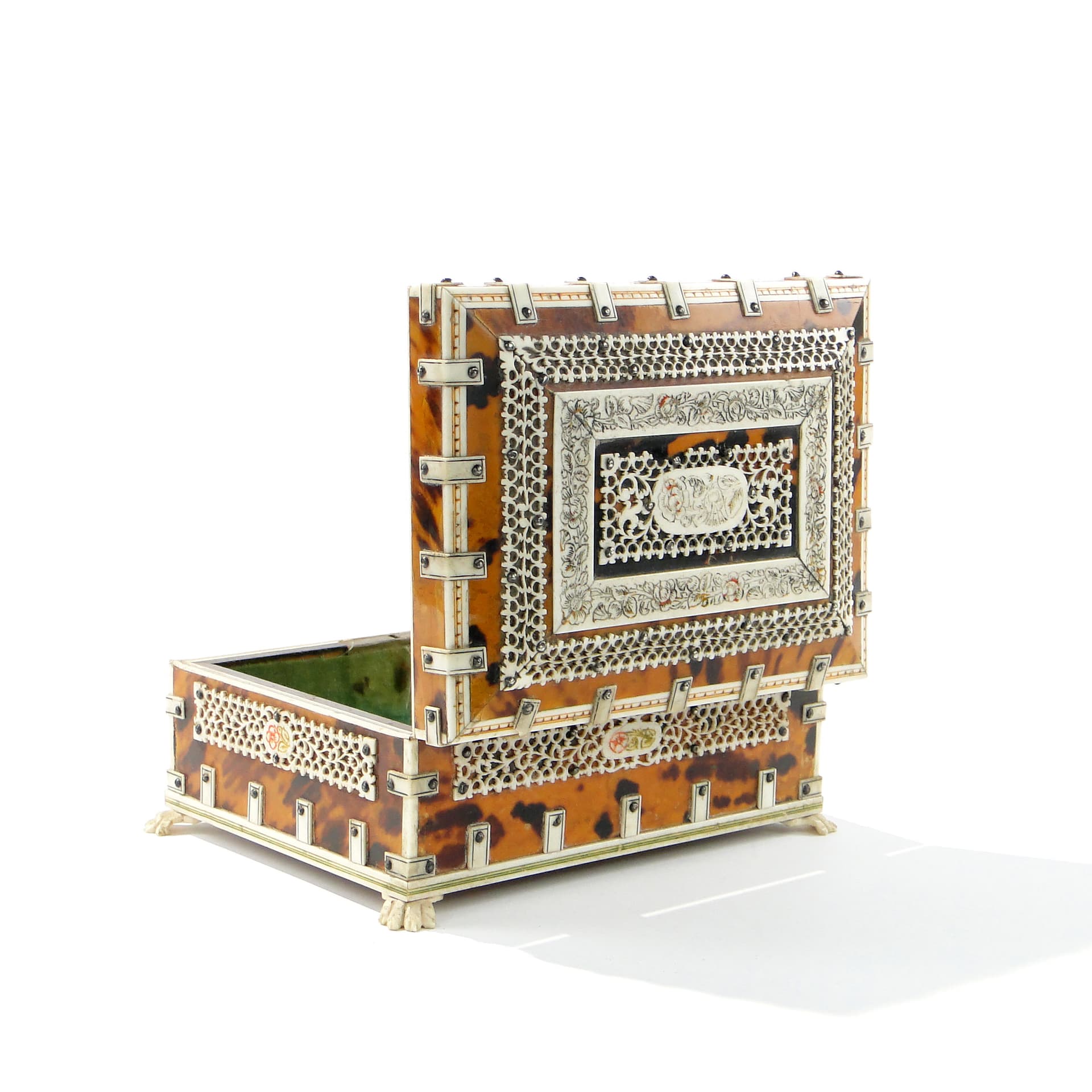 Kaseta na lwich łapkach XIX w - 158779