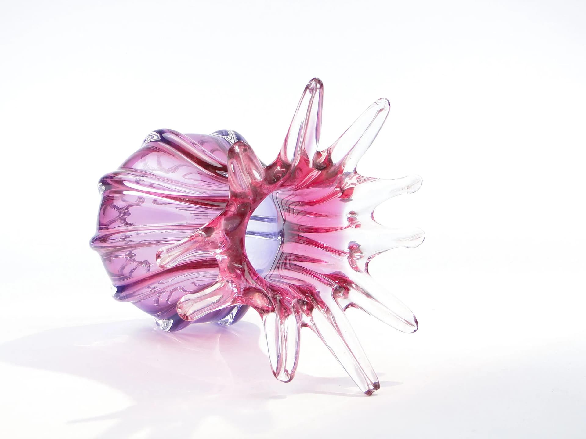 Vase Mandruzatto, pink violet, crystal, Murano, Italy, 1950s. - 10185