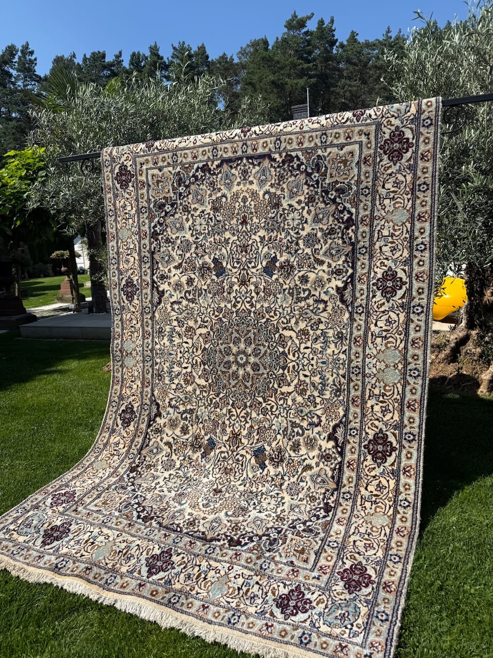 Persian Rug Nain 300x200 cm, ivory wool, silk, Iran - 158892