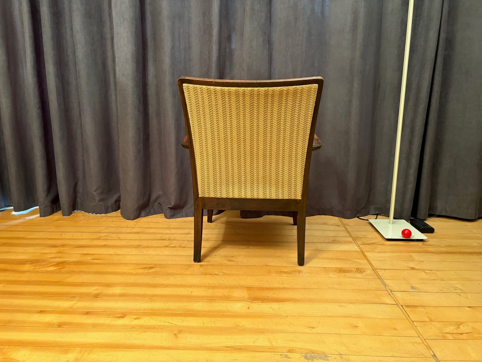 Armchair Knoll Antimott, light brown wood, by W. Knoll, Walter Knoll / Wilhelm Knoll, Germany, 1950s. - 158987