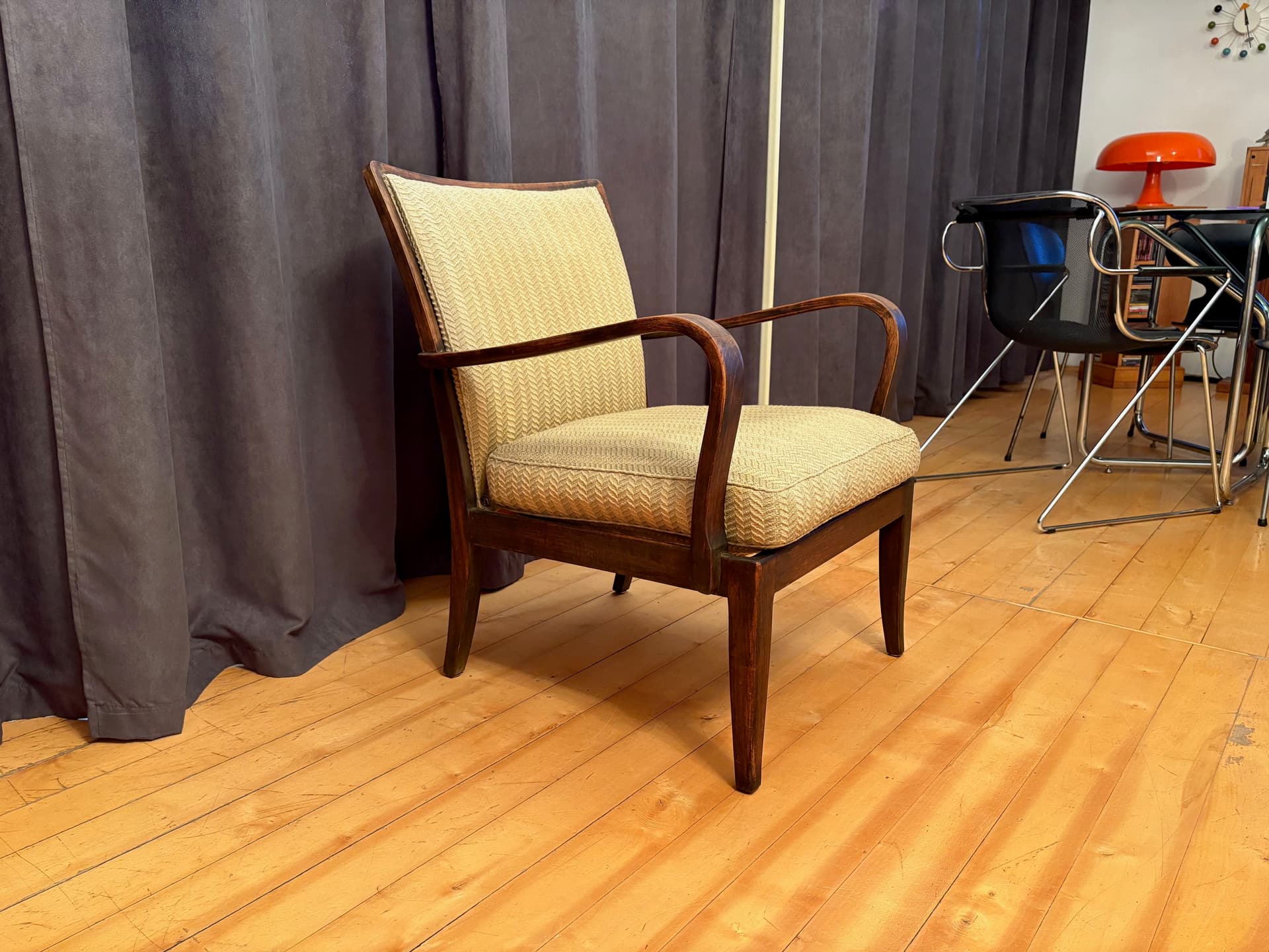 Armchair Knoll Antimott, light brown wood, by W. Knoll, Walter Knoll / Wilhelm Knoll, Germany, 1950s. - 158985