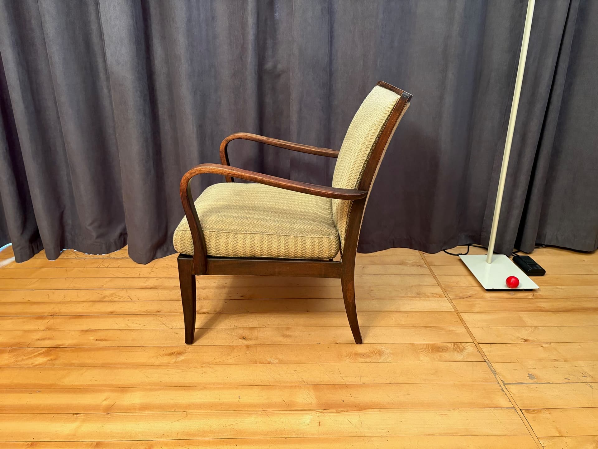 Armchair Knoll Antimott, light brown wood, by W. Knoll, Walter Knoll / Wilhelm Knoll, Germany, 1950s. - 158988