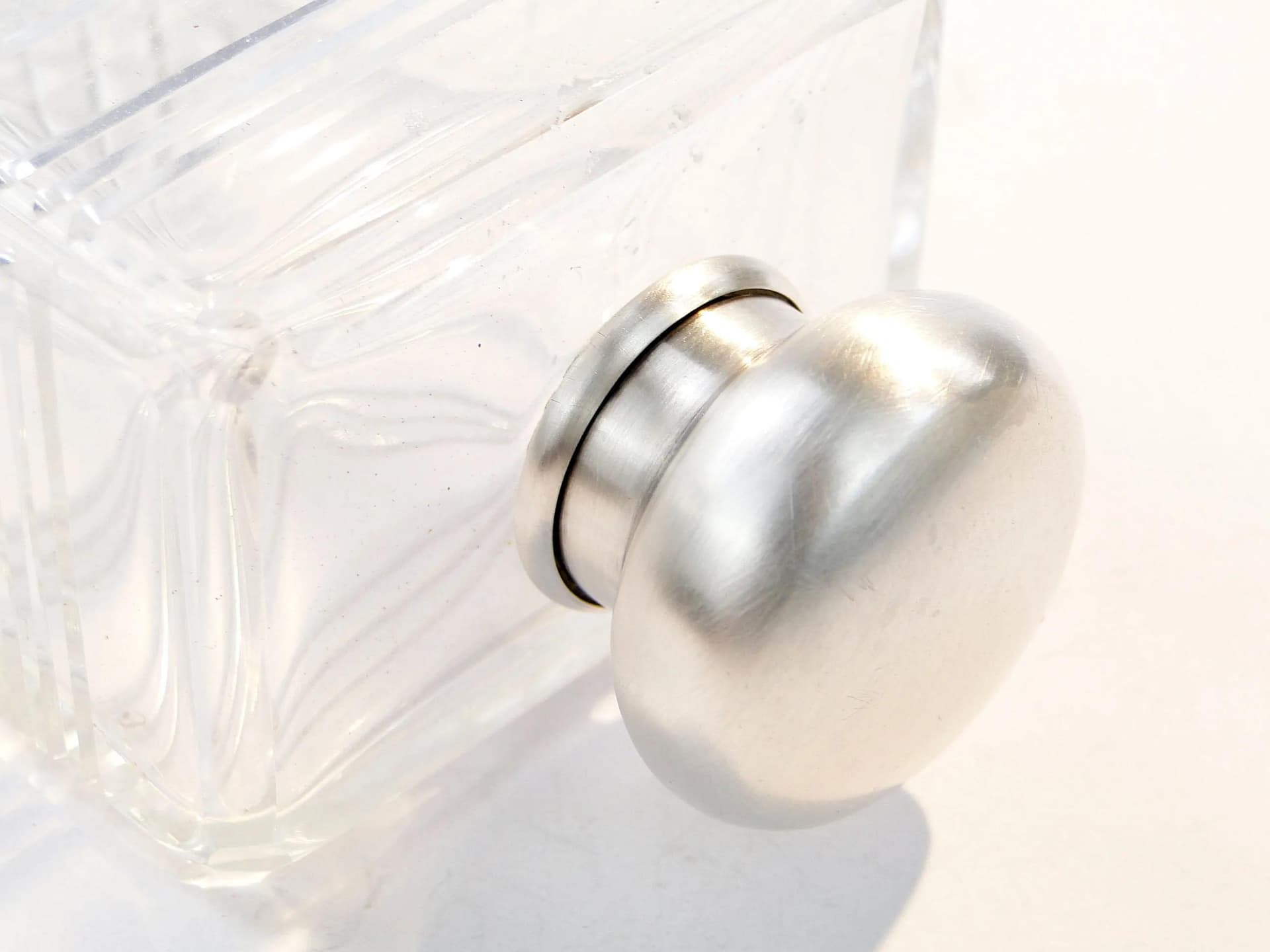 Flakon na perfumy, szkło kryształowe transparent, srebro, Francja, początek XX w. - 10174