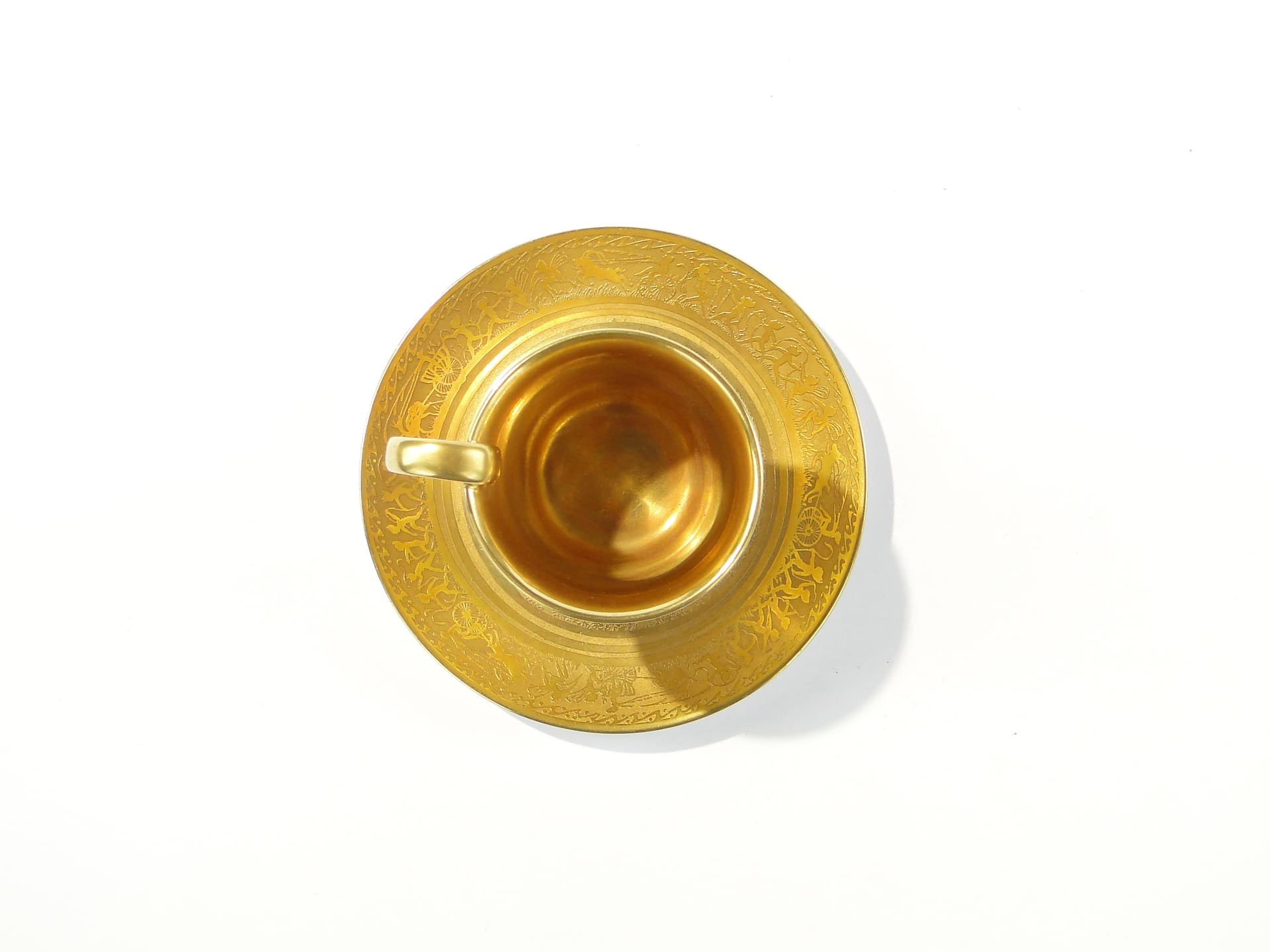 Złota filiżanka do czekolady na 4 nóżkach, D.W. Porzellan Karlsbader Wertarbeit, Niemcy, lata 20. - 159005