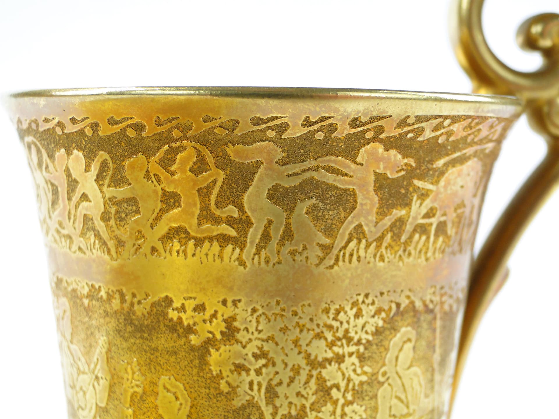 Złota filiżanka do czekolady na 4 nóżkach, D.W. Porzellan Karlsbader Wertarbeit, Niemcy, lata 20. - 159013