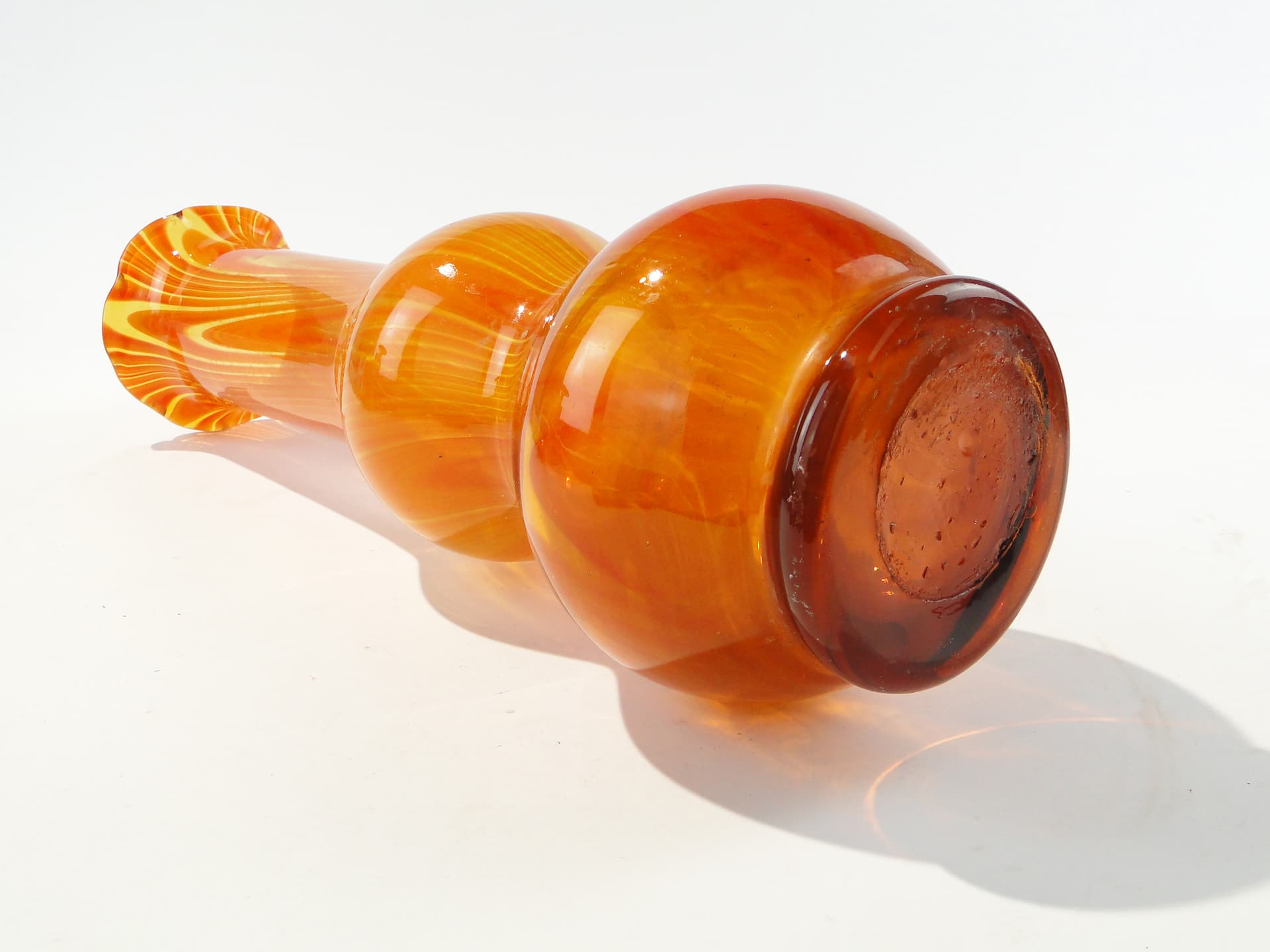 Wysoki wazon Huta Szkła Laura, Tarnowiec, l. 70. - 159035