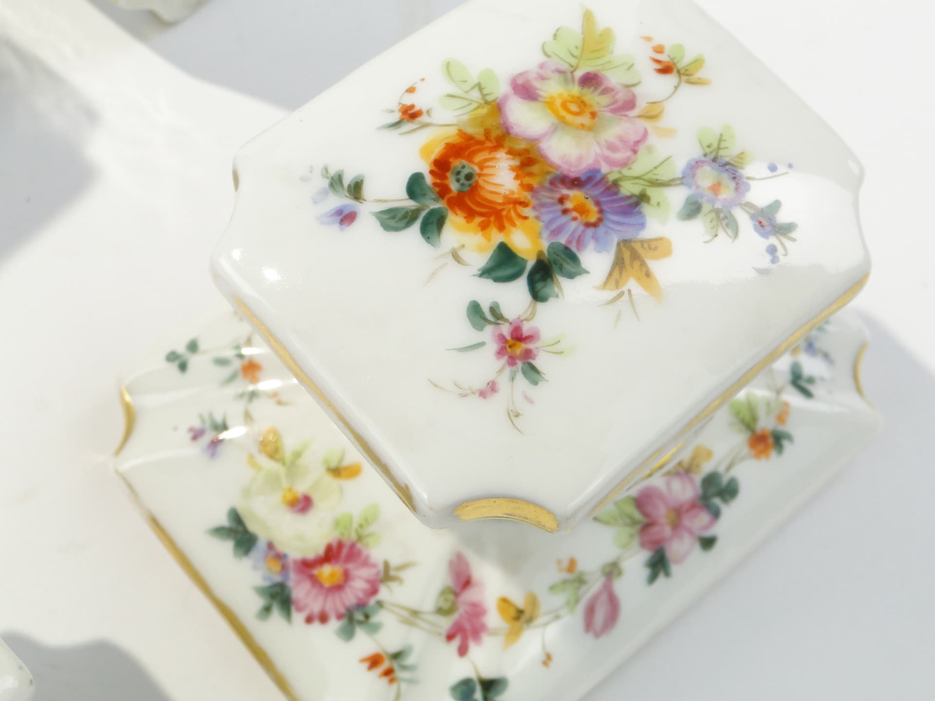 Porcelanowe herbatnice Francja XIX wiek - 159080