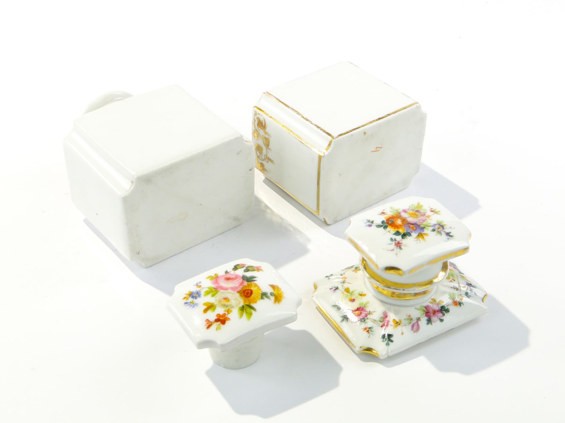 Porcelanowe herbatnice Francja XIX wiek - 159078