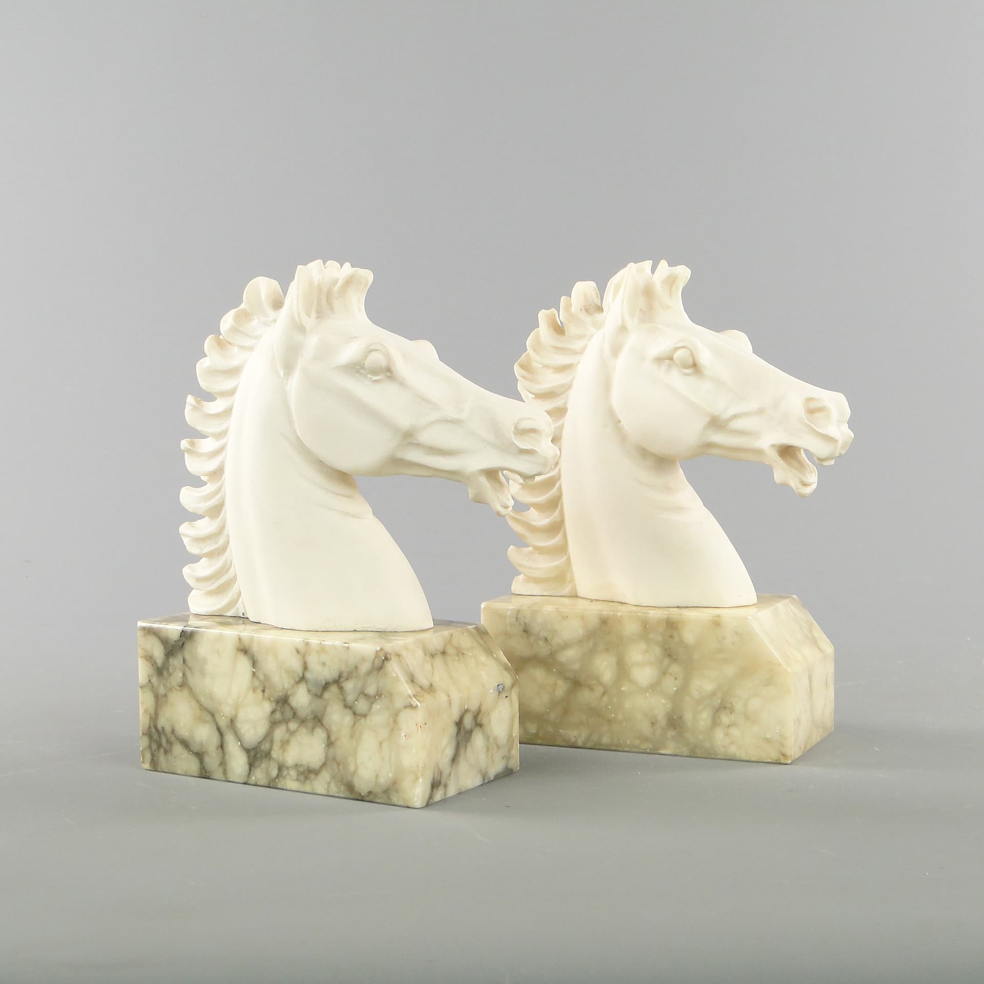 Podpórki do książek Ivory White, marmur, Włochy, lata 50. - 159275