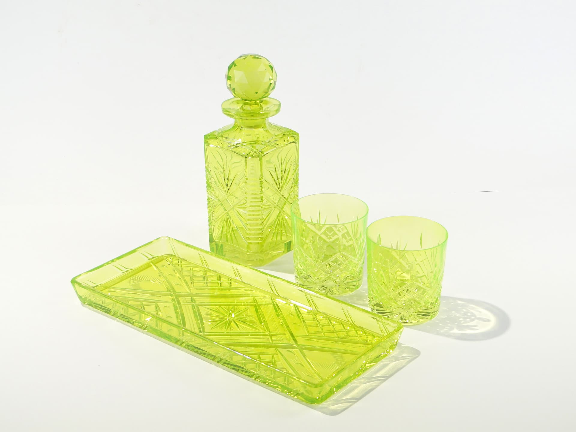 Zestaw do alkoholu, karafka i szklanki szkło uranowe - 159300